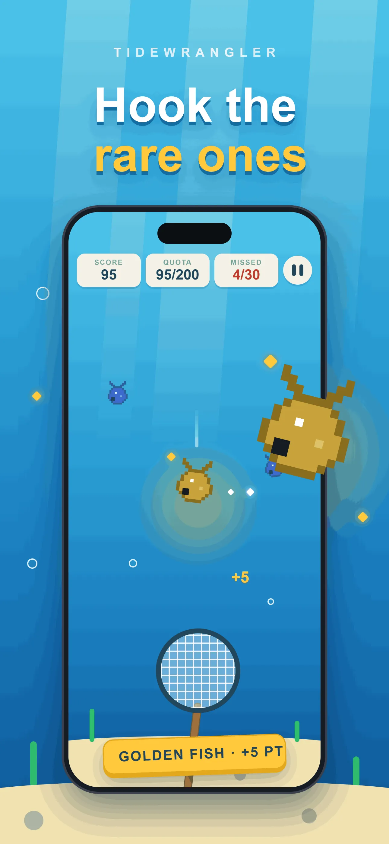 Tidewrangler gameplay: a rare golden fish worth +5 points falling toward the net.